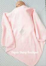 Load image into Gallery viewer, Embossed Baby Blanket Mink Supersoft Teddy Bear Design