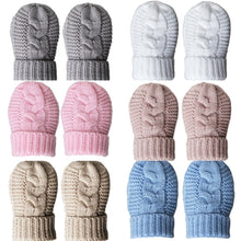 Load image into Gallery viewer, Knitted Mittens Gloves Size 0-12 Months