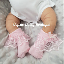 Load image into Gallery viewer, Baby Girls Frilly Ankle Socks