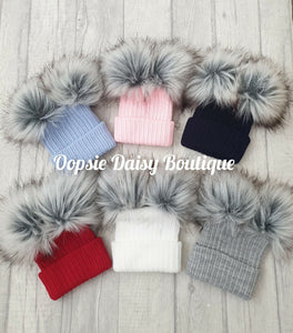 Boys Girls Knitted Pom Pom Hats Size Newborn