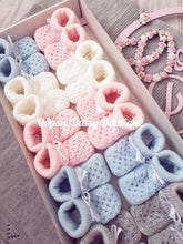 Load image into Gallery viewer, Baby Knitted Spanish Booties Size 0-3mth