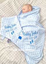 Load image into Gallery viewer, Personalised Baby Blanket &amp; Taggies Comforter Set with Baby Feet x 4 Colours