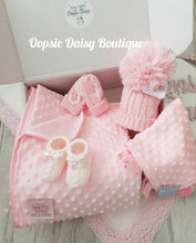 Load image into Gallery viewer, Personalised Blanket &amp; Taggie Gift Box Sets 5 Piece 0-3mth