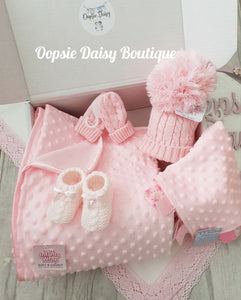 Personalised Blanket & Taggie Gift Box Sets 5 Piece 0-3mth