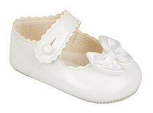 Load image into Gallery viewer, Baby Girls Shoes Baypods White
