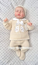 Load image into Gallery viewer, Baby Knitted Outfit Teddy Bear Size 0-3mth with Hat
