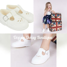Load image into Gallery viewer, Girls Boys White Walking Shoes Baypods