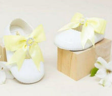 Load image into Gallery viewer, Baby Girls Ribbon Shoes Baypods Sizes upto 18mth