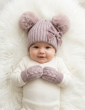 Load image into Gallery viewer, Baby girl modelling mauve hat and mittens
