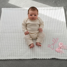 Load image into Gallery viewer, Baby on large Belle blanket spread