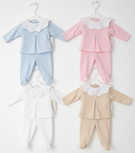 Load image into Gallery viewer, Baby sets on hangers - white wall version 1