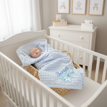 Load image into Gallery viewer, Baby sleeping with blanket in crib