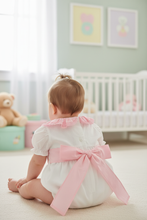 Load image into Gallery viewer, Back view pastel background