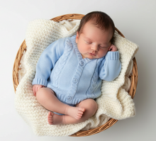 Load image into Gallery viewer, Blue boy - chunky knit