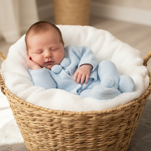 Load image into Gallery viewer, Blue set in round basket