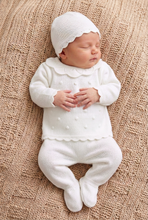Load image into Gallery viewer, Bobble-detail white jumper, diagonal view