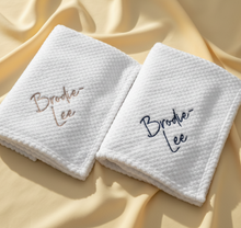 Load image into Gallery viewer, Both blankets on buttercream