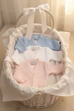 Load image into Gallery viewer, Gift presentation white basket