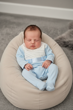Load image into Gallery viewer, Newborn boy in neutral beanbag