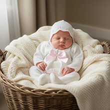 Load image into Gallery viewer, Newborn in rustic basket