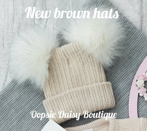 Baby Girls & Boys Lovely Knitted Pom Pom Hats Sizes Newborn upto 6yrs