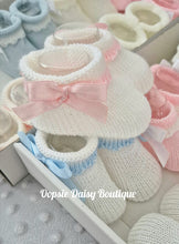Load image into Gallery viewer, Baby Knitted Spanish Booties Size 0-3mth