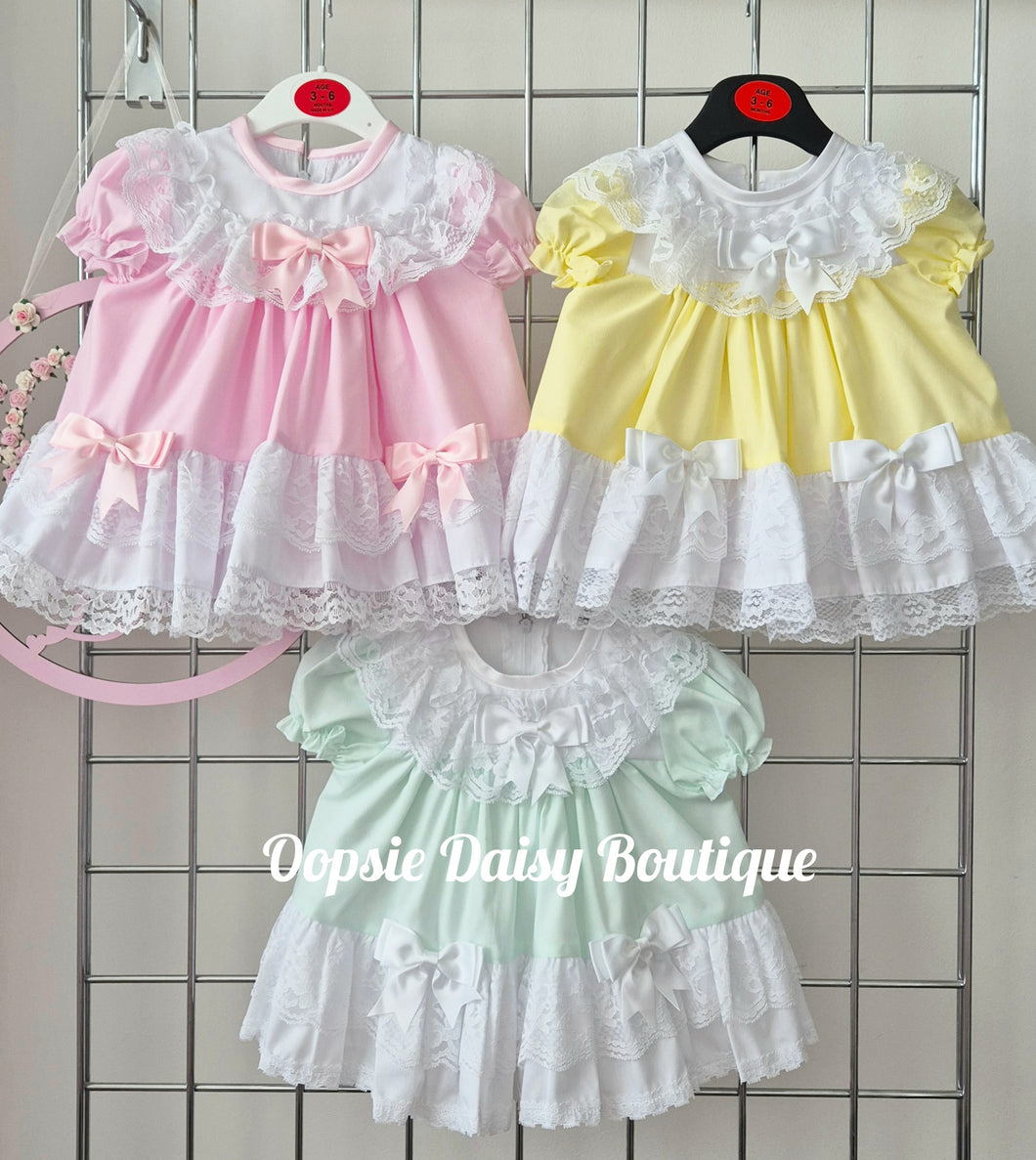 Baby Girls Pretty Frilly Dress