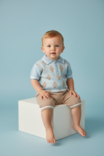 Load image into Gallery viewer, Seated 3