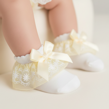 Load image into Gallery viewer, Side ribbon bow socks option 4