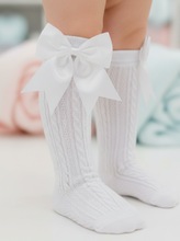 Load image into Gallery viewer, White cable-knit knee-high socks editorial style - Option 4