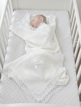 Load image into Gallery viewer, White cot 1