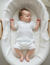 Load image into Gallery viewer, White knit set, Moses basket