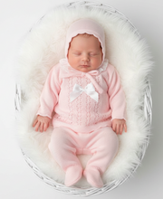 Load image into Gallery viewer, White wicker 1