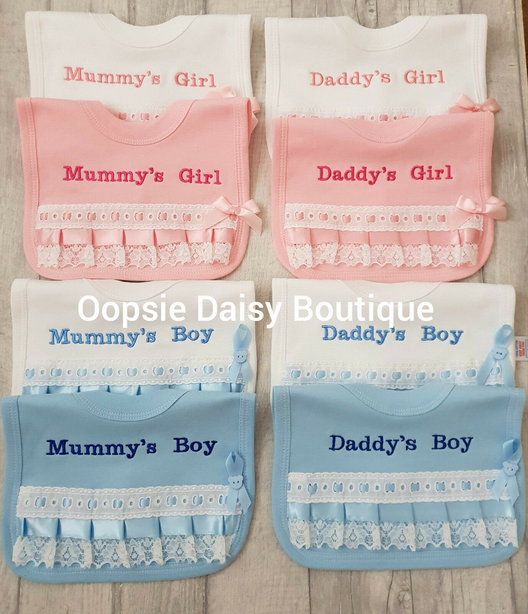Mummys Girl/Boy & Daddys Girl/Boy Ribbon Lace & Bow Bib - Oopsie Daisy Baby Boutique