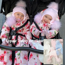 Load image into Gallery viewer, Baby Girls &amp; Boys Lovely Knitted Pom Pom Hats Size 0-12 Months