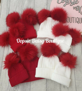 Baby Girls & Boys Lovely Knitted Pom Pom Hats Size Newborn & 3-12 Months