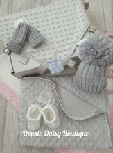 Load image into Gallery viewer, Baby Blanket Gift Sets 5 Piece Sets