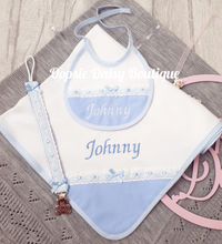 Load image into Gallery viewer, Personalised Spanish Baby Gift Set 3 Piece with Dummy Clip