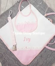 Load image into Gallery viewer, Personalised Spanish Baby Gift Set 3 Piece with Dummy Clip
